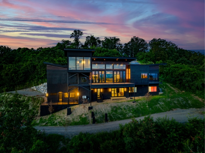 Pinnacle of Modern Living